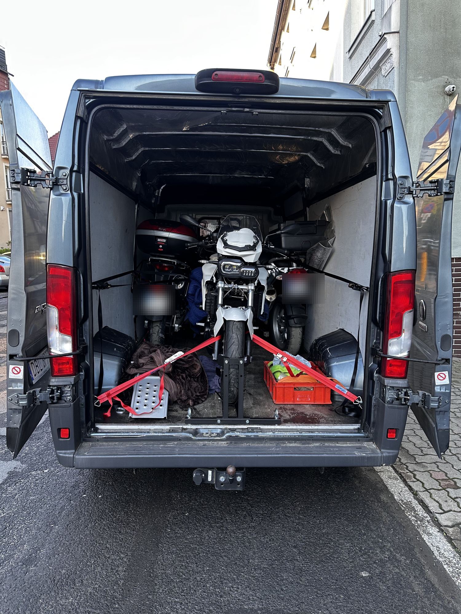 Transport motocykli busem BC TRANS